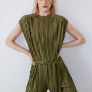 Zara  black pleated jumpsuit